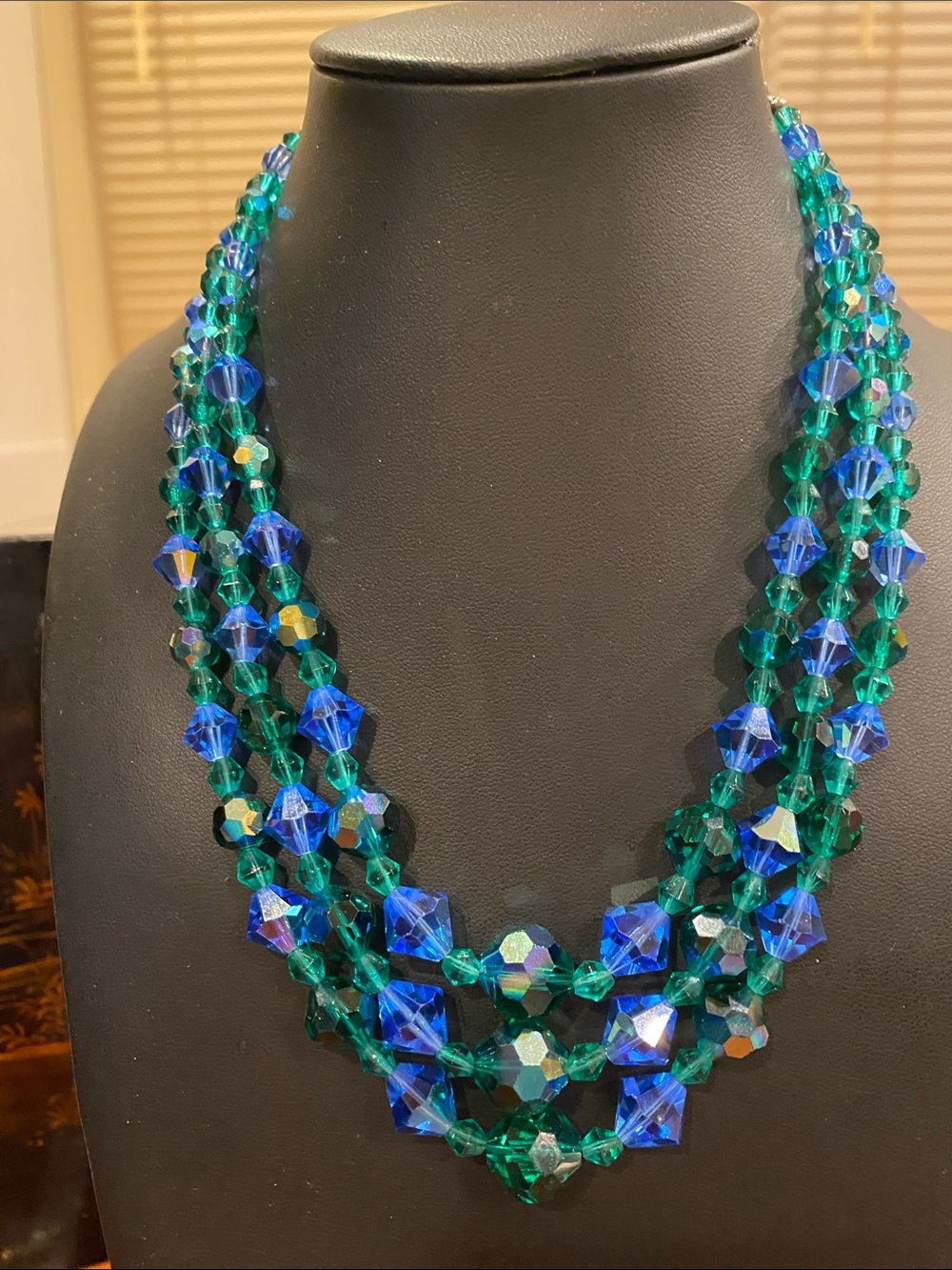 Unique Color Faceted Aurora Borealis Necklace. Blues and Greens.